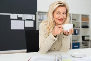 6 способов взбодриться на рабочем месте без чашечки кофе 