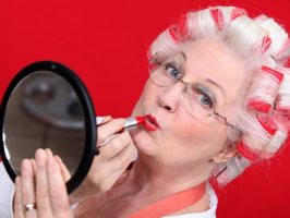 10 стрижек, которые подчеркнут красоту возраста за 60 