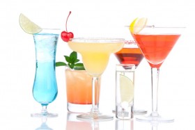 10 мифов об алкоголе, в которые мы почему-то до сих пор верим