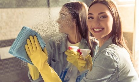 Як вимити дзеркало і не залишити розлучень