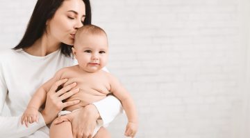 Стоит ли отлучать ребенка от груди?