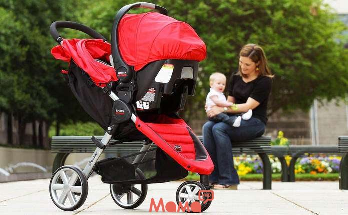 Преимущества покупки коляски-трансформера для ребенка